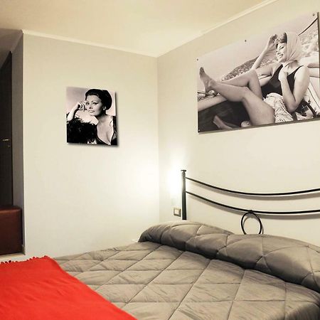 Obelisco Bed and Breakfast Napels Buitenkant foto